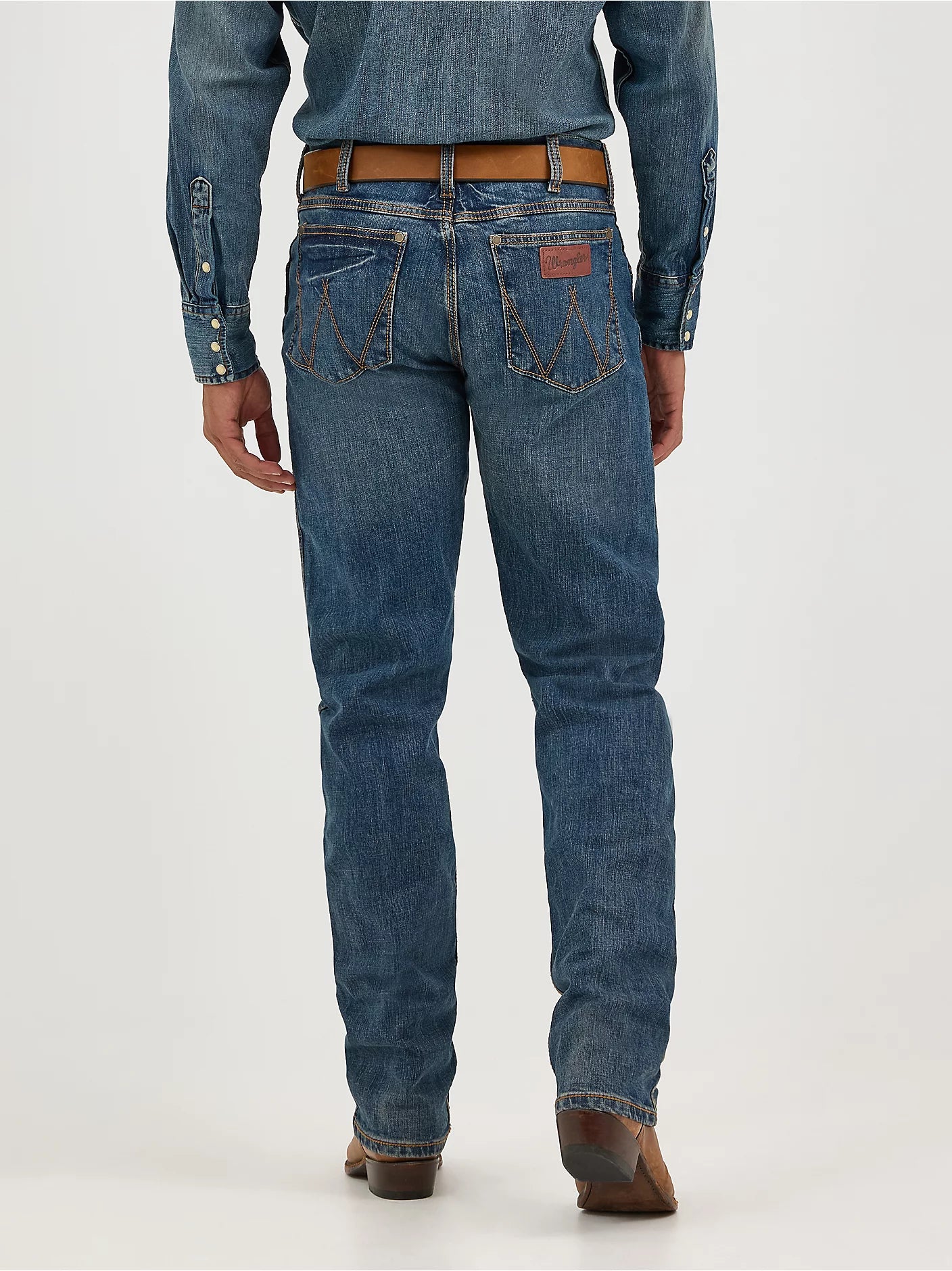 Wrangler Retro Slim Straight Jean (WLT88BZ)