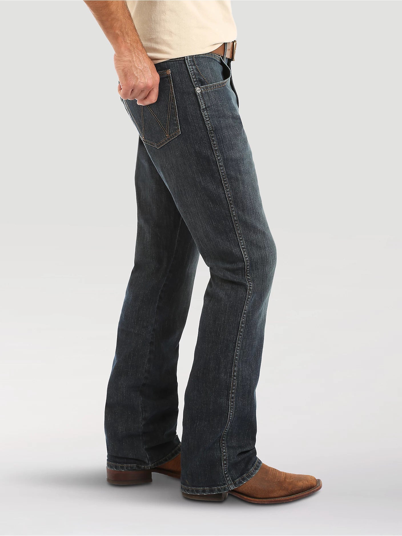 Wrangler Retro Relaxed Boot Jean (WRT20FL)